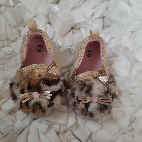 4 / $20 Kawaii Cat Crib Shoes Slip On Kitty Faux Fur Leopard Print Trim Baby 2 - Picture 3 of 8